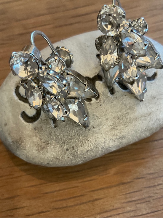 Sherman Jewelry - Sherman Signed Rhinestone Cluster Screw-Back Earrings Vintage